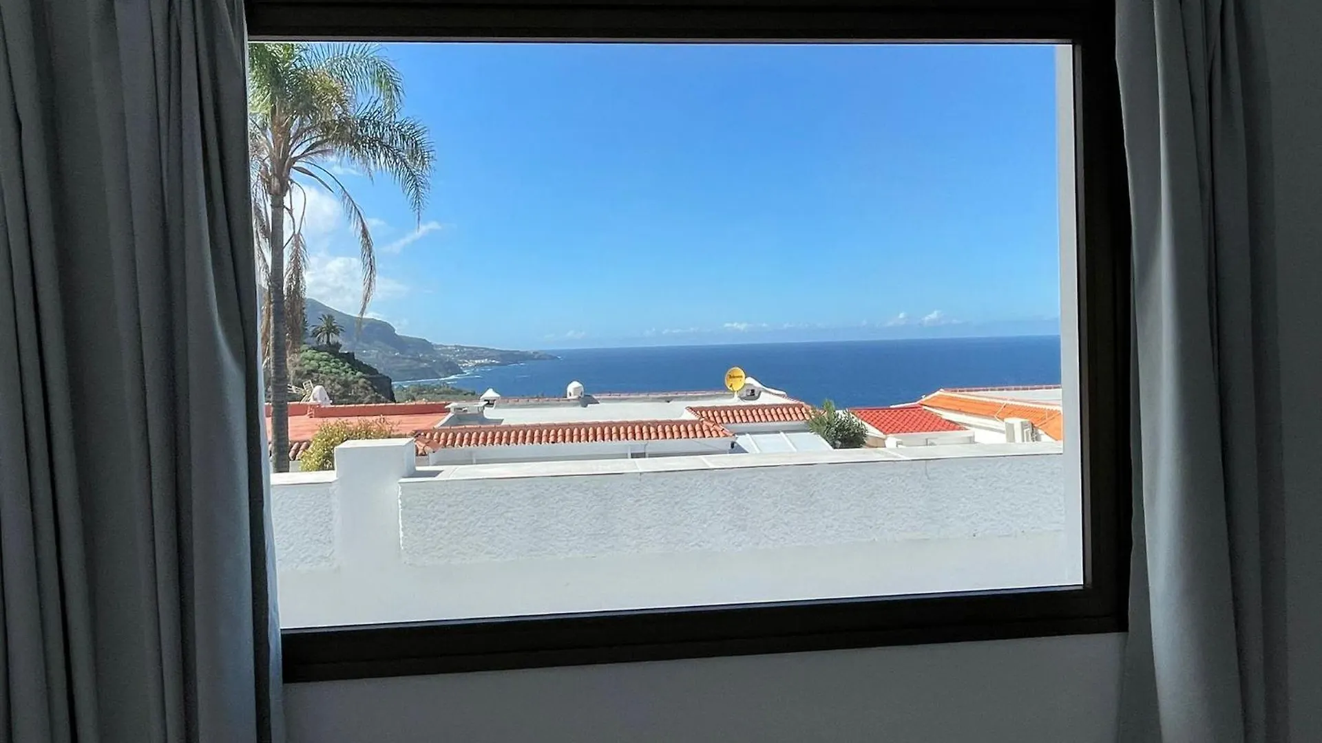 Casa de Férias Amazing Sunset House With Seaview Vila Los Realejos